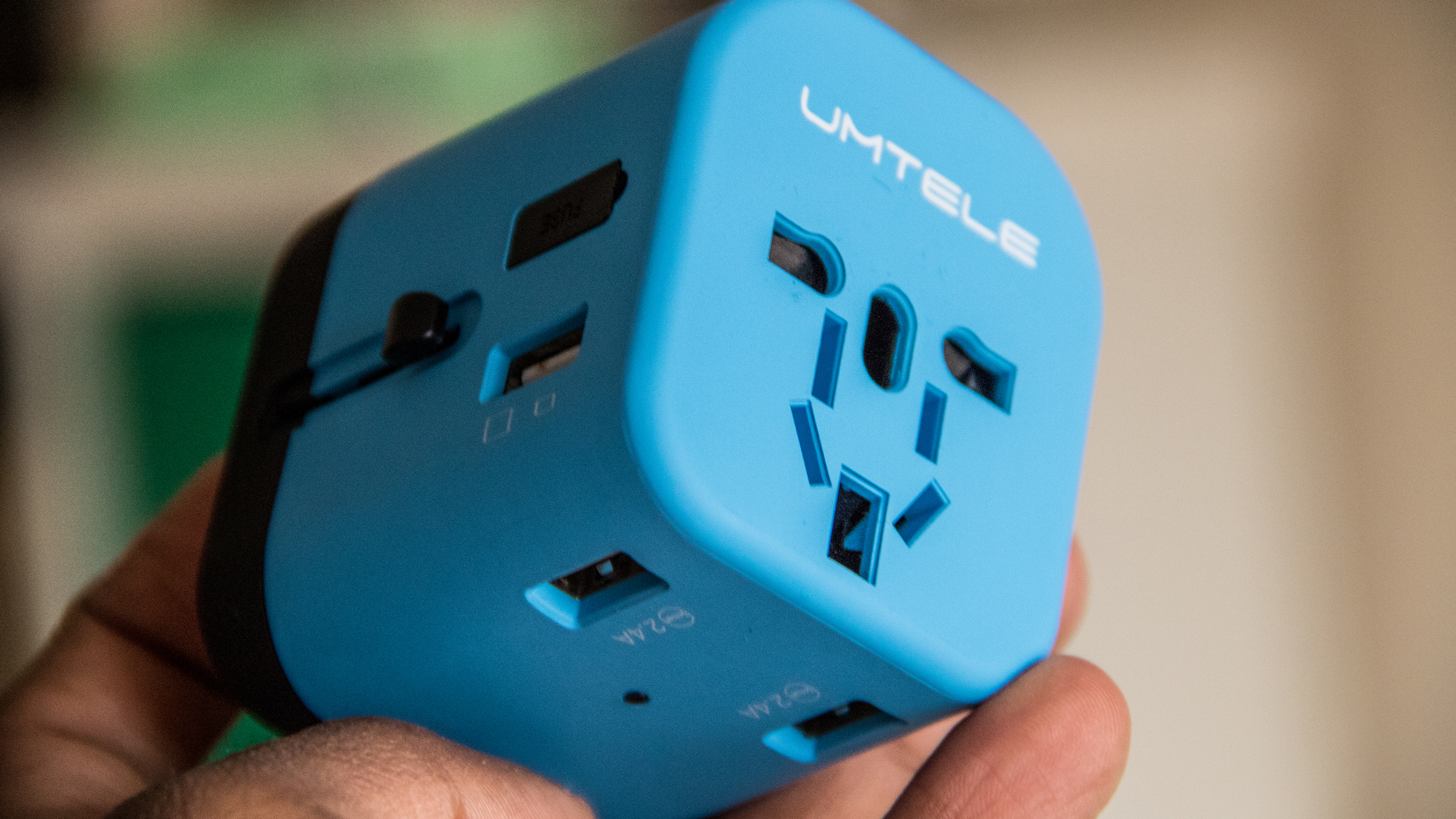 UMTELE Travel Charger USB Socket